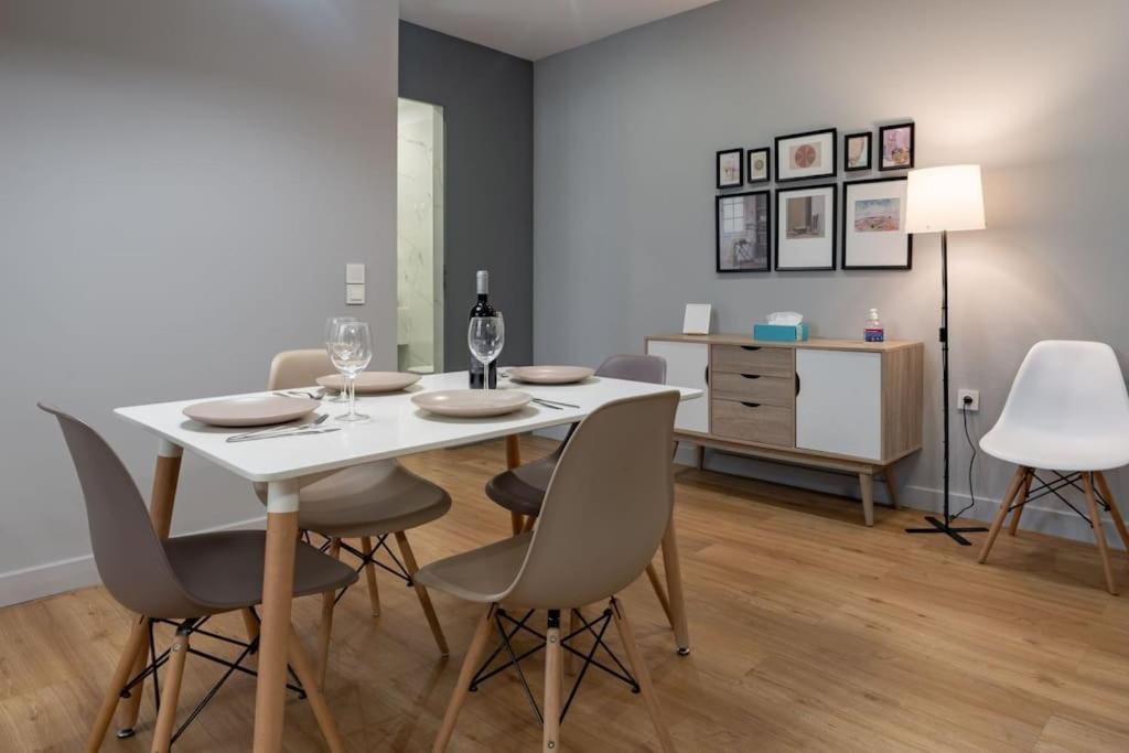Modern, Quite 1-Bdr Apt 5 Min Walk To Acropolis Athens Ngoại thất bức ảnh