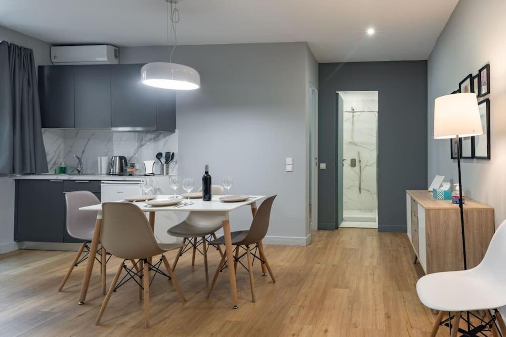 Modern, Quite 1-Bdr Apt 5 Min Walk To Acropolis Athens Ngoại thất bức ảnh