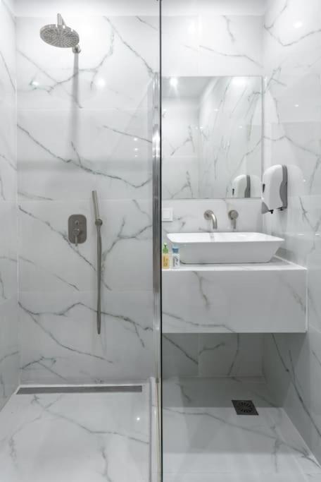 Modern, Quite 1-Bdr Apt 5 Min Walk To Acropolis Athens Ngoại thất bức ảnh